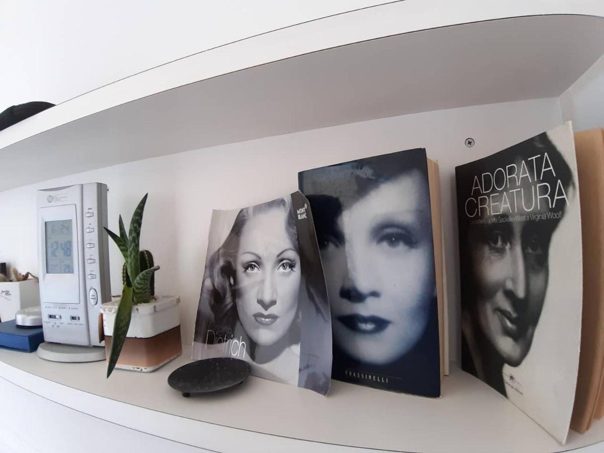 Hs4U Duomo View Art & Design Apartment Close To Central Train Station Florence Exterior photo